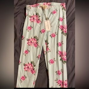 Floral Leggings size Medium